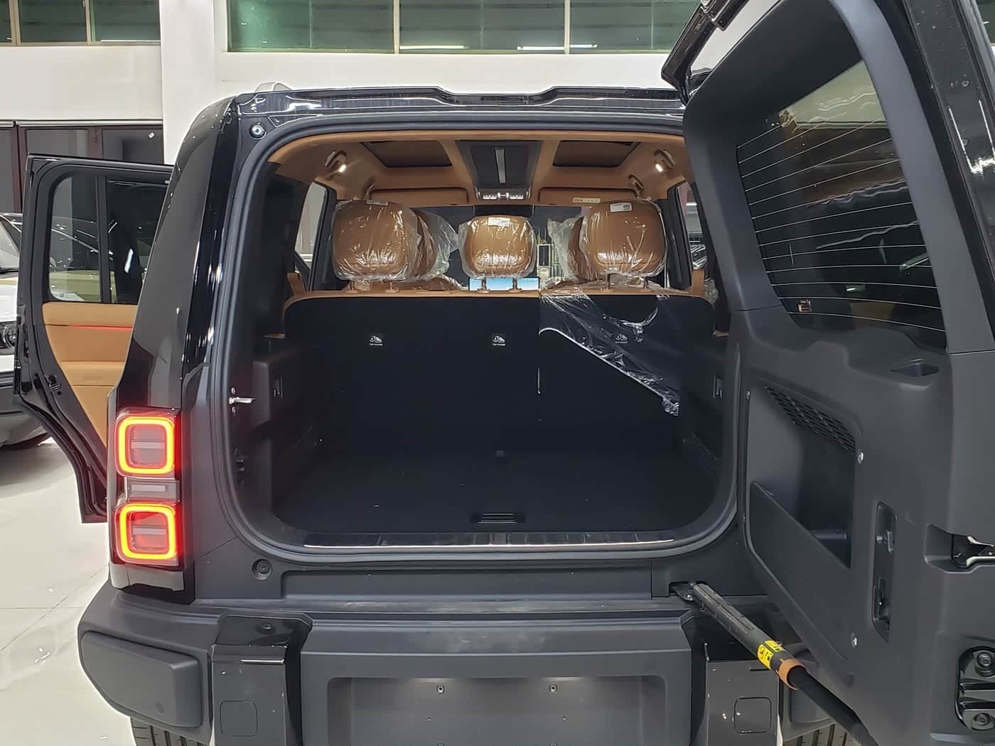 2026 iCar V27 Black, 100 km, China export – photo 8