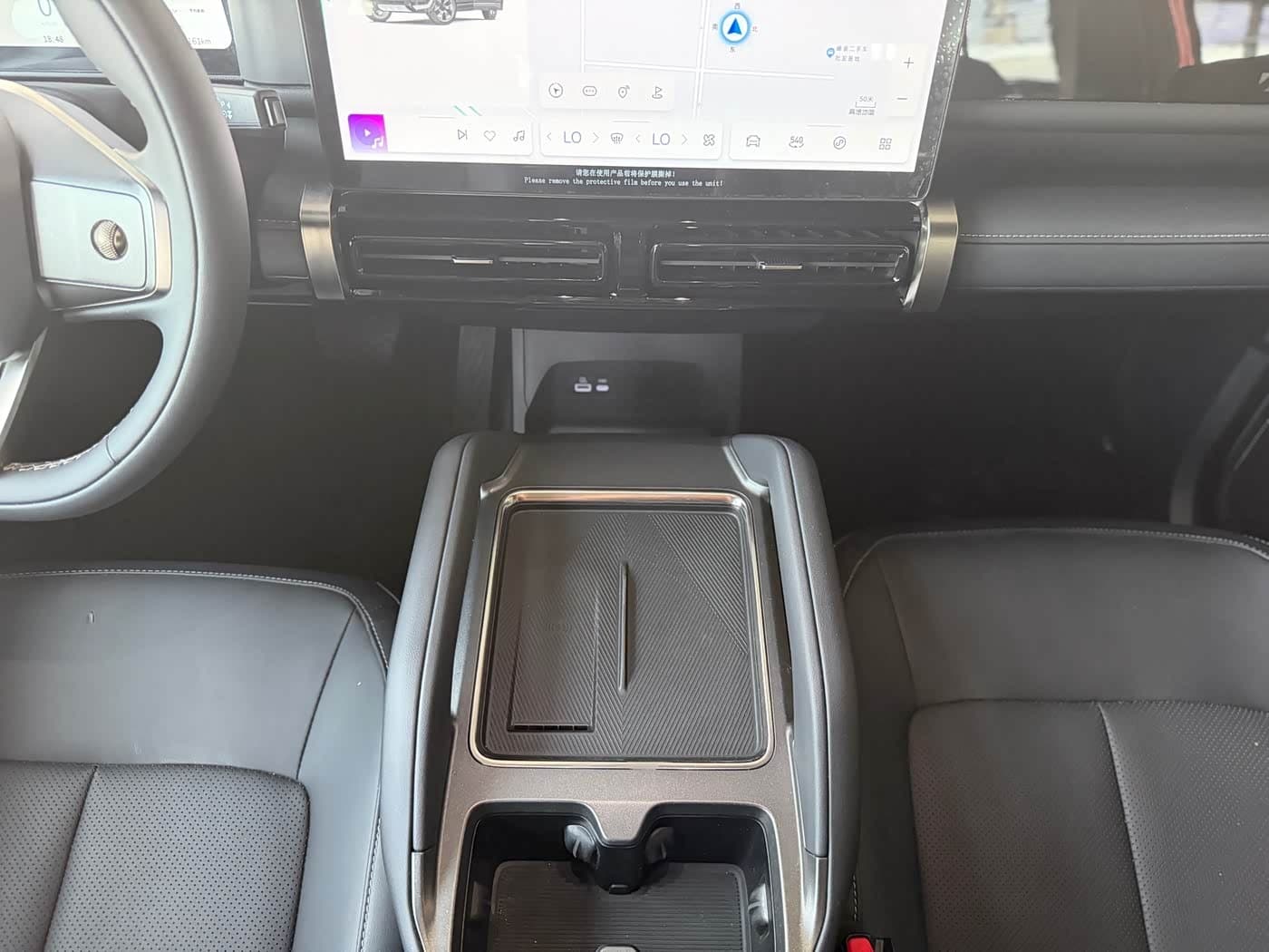 2024 iCar 03T Red, 27,000 km, China export – photo 10