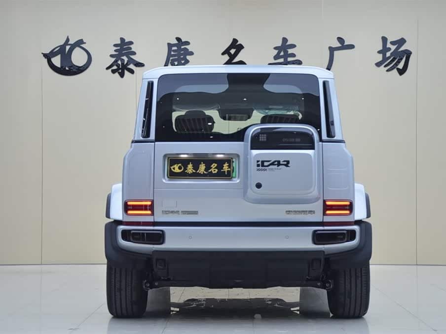 2024 iCar V23 رمادي فضي, 1,000 km, China export – photo 3
