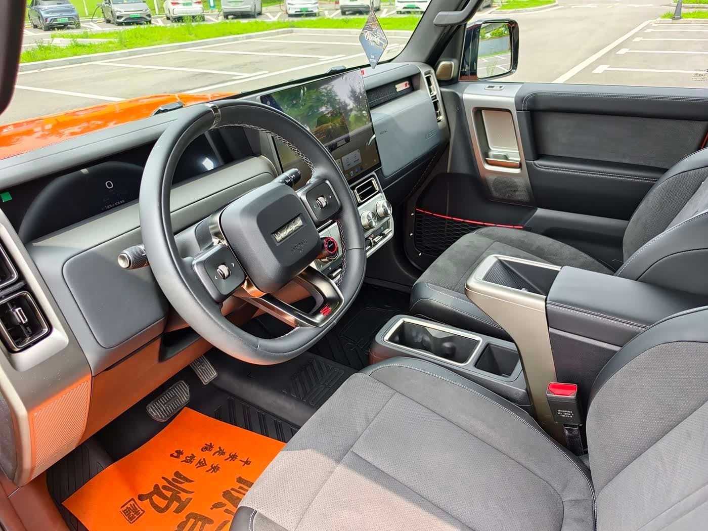 2025 iCar V23 Yellow, 19,000 km, China export – photo 11
