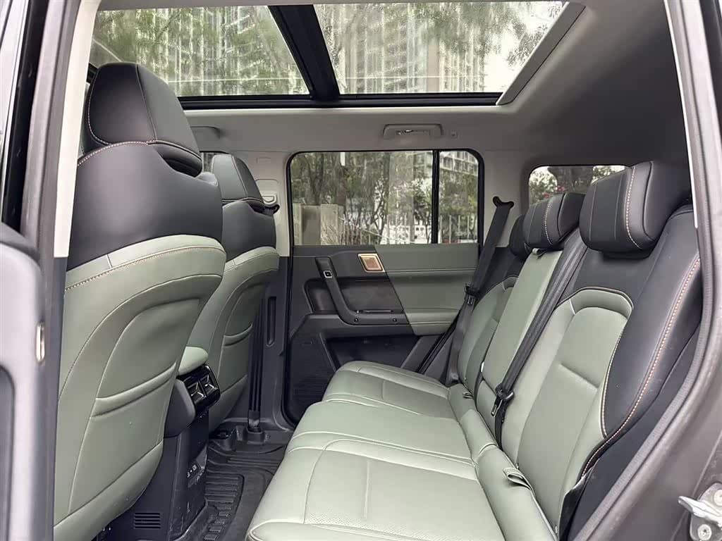 2024 iCar 03 Champagne, 22,500 km, China export – photo 11