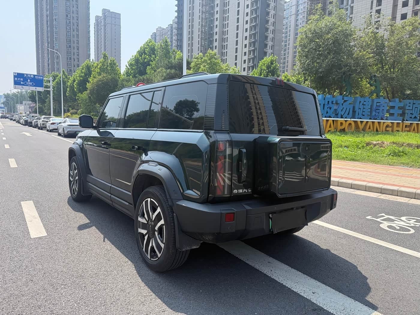 2024 iCar 03 Silbergrau, 47,000 km, China export – photo 4