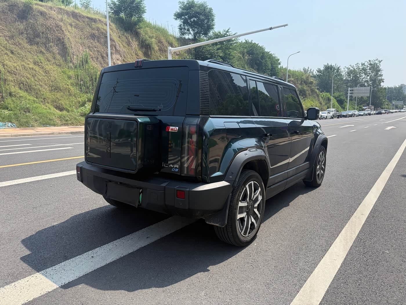 2024 iCar 03 Silbergrau, 47,000 km, China export – photo 6