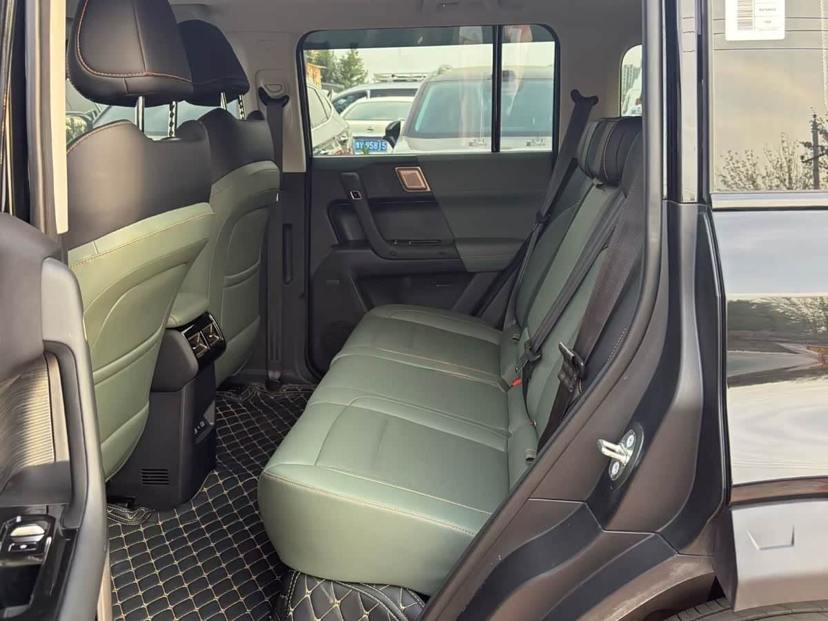 2024 iCar 03 Black, 10,000 km, China export – photo 6