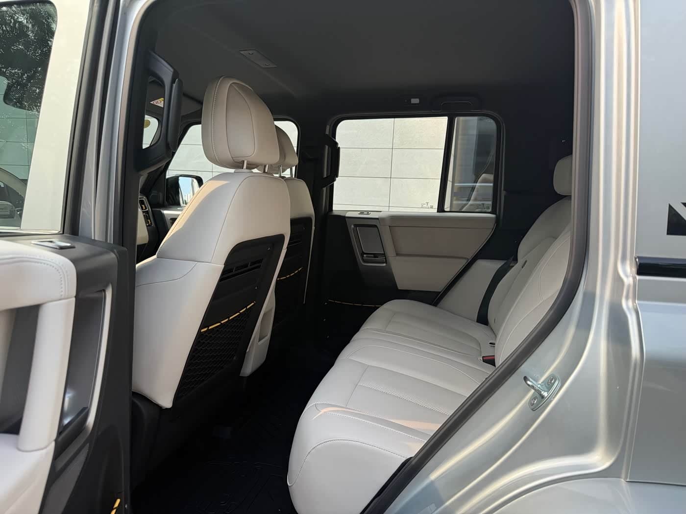 2025 iCar V23 Silbergrau, 3,000 km, China export – photo 10