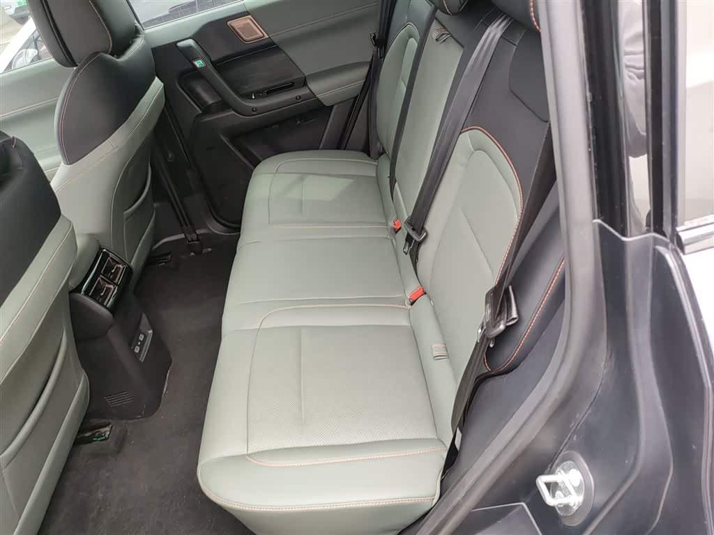 2024 iCar 03 Gris Argenté, 28,500 km, China export – photo 13