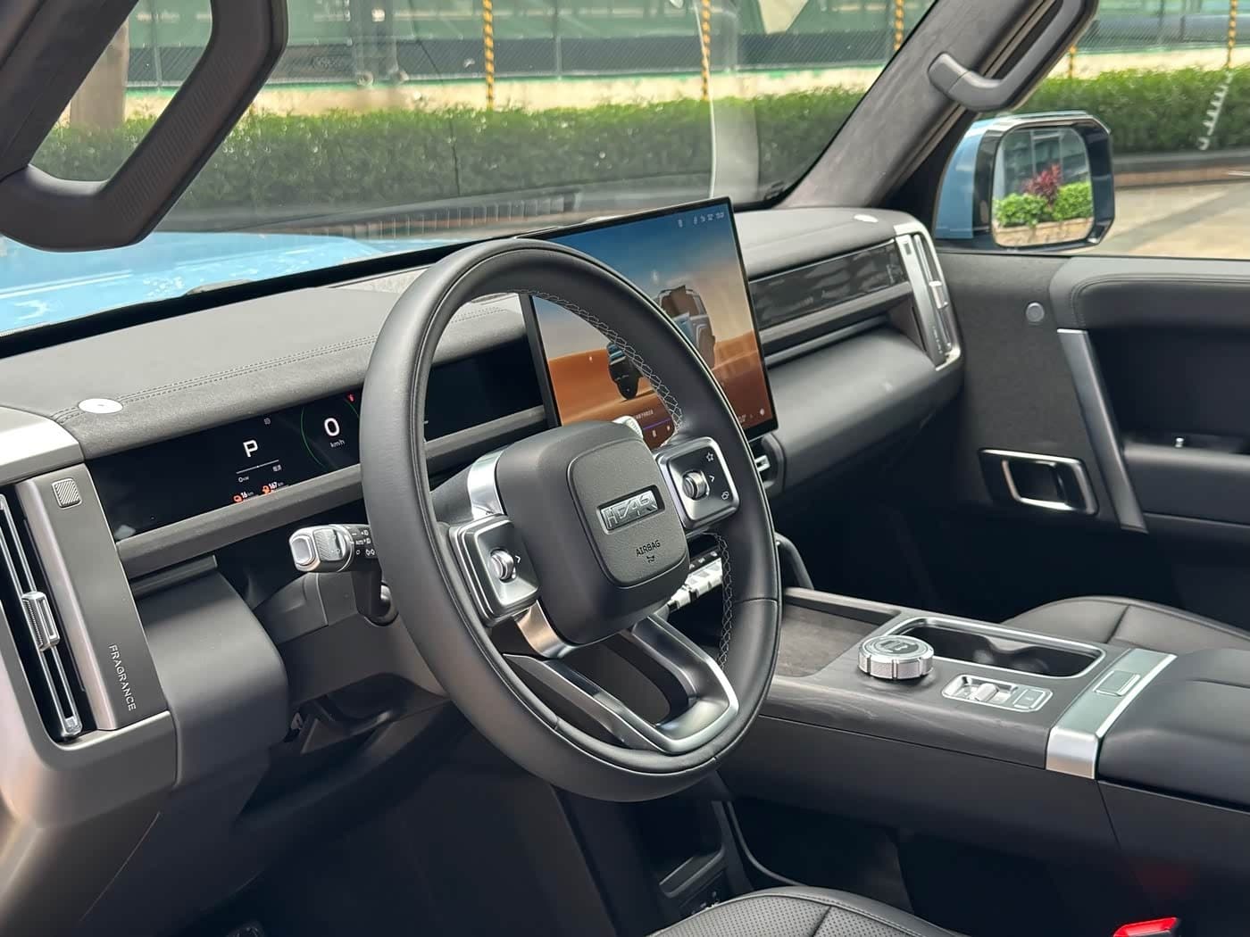 2026 iCar V27 Blue, 14,000 km, China export – photo 10