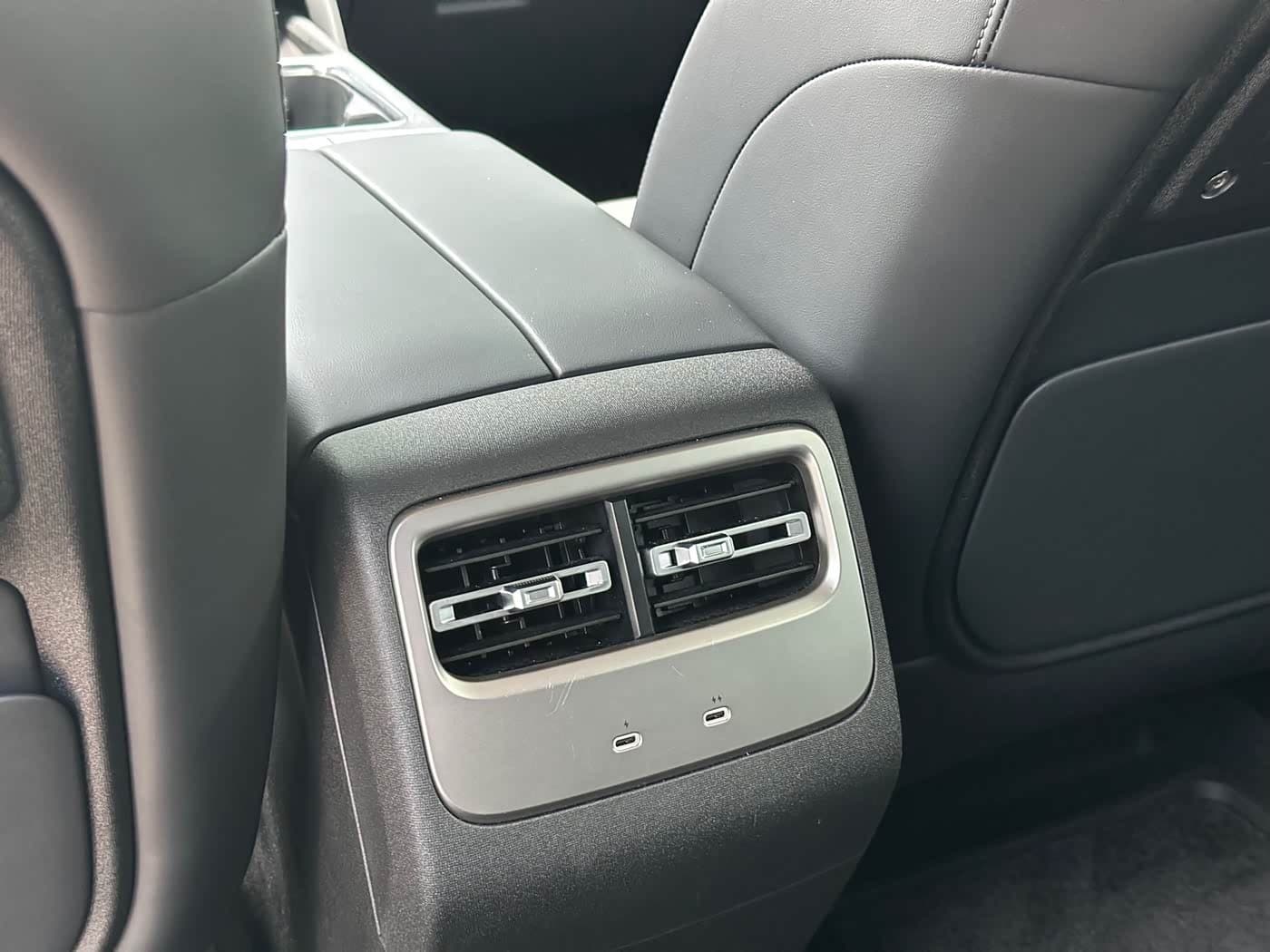 2026 iCar V27 Blue, 14,000 km, China export – photo 12