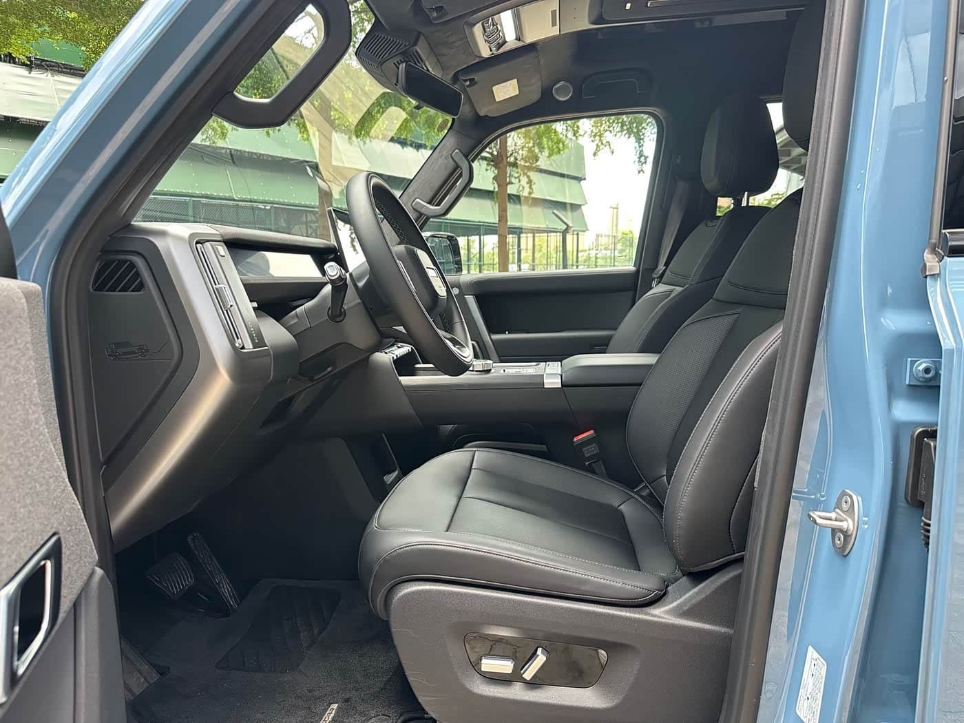 2026 iCar V27 Blue, 14,000 km, China export – photo 7