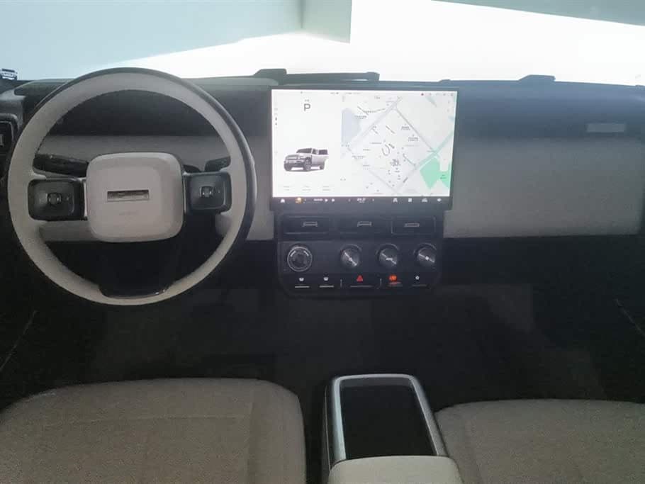 2025 iCar V23 رمادي فضي, 37,700 km, China export – photo 12