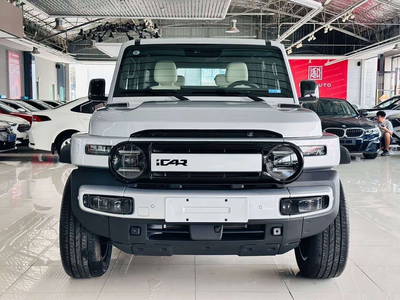 2025 iCar V23 White, 20,000 km, China export – photo 1