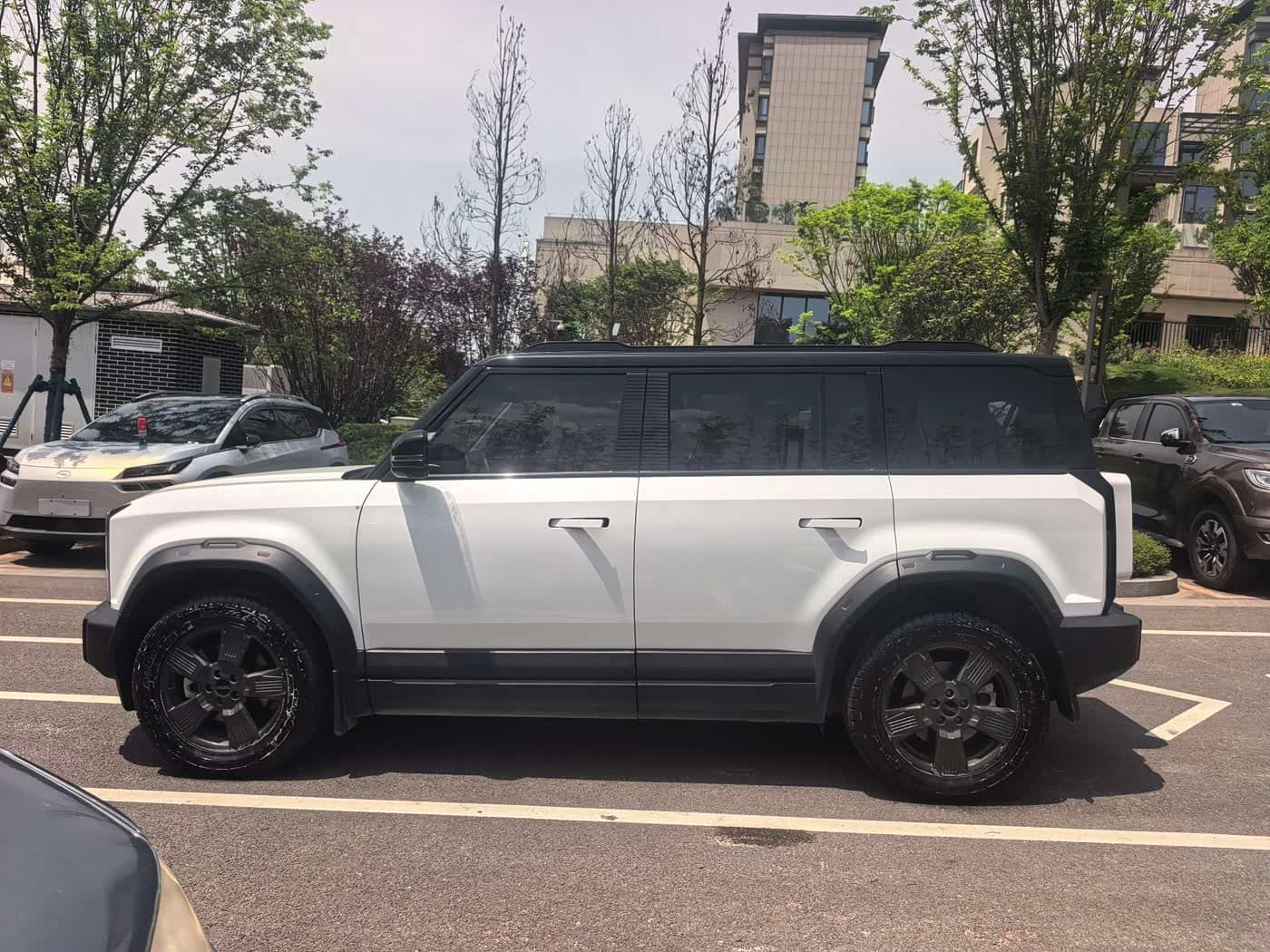 2024 iCar 03 White, 60,000 km, China export – photo 4