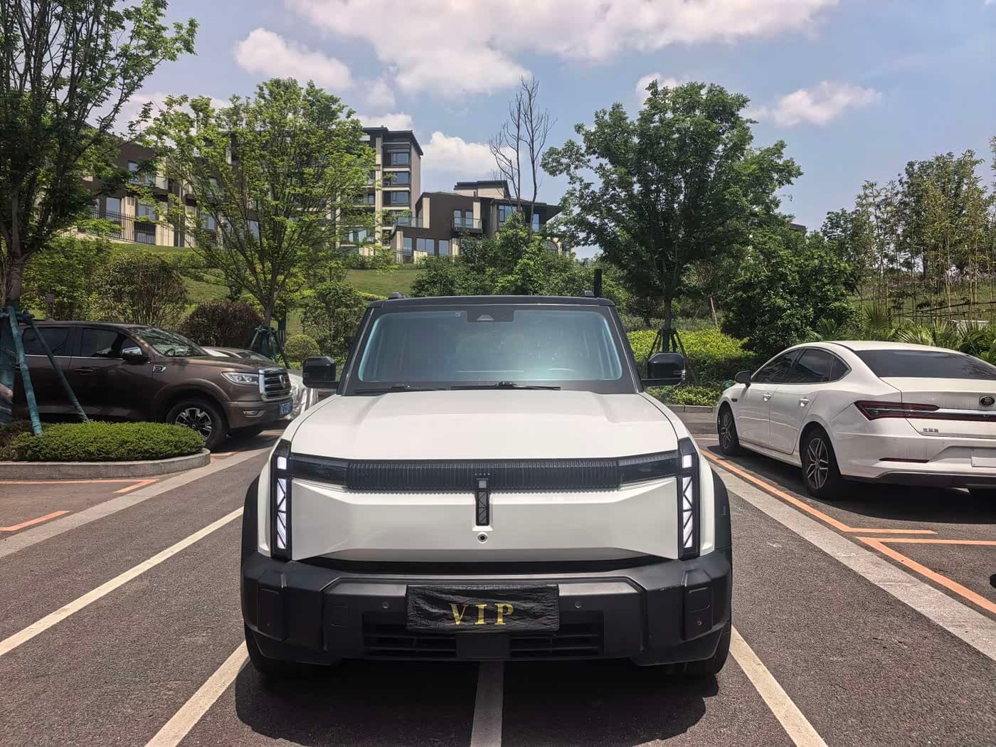2024 iCar 03 White, 60,000 km, China export – photo 2