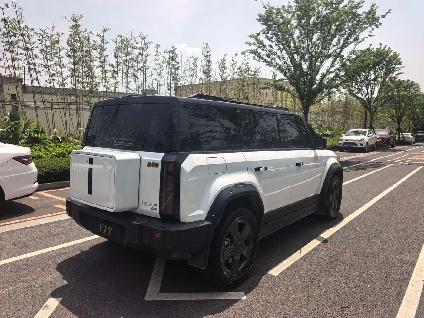 2024 iCar 03 White, 60,000 km, China export – photo 5