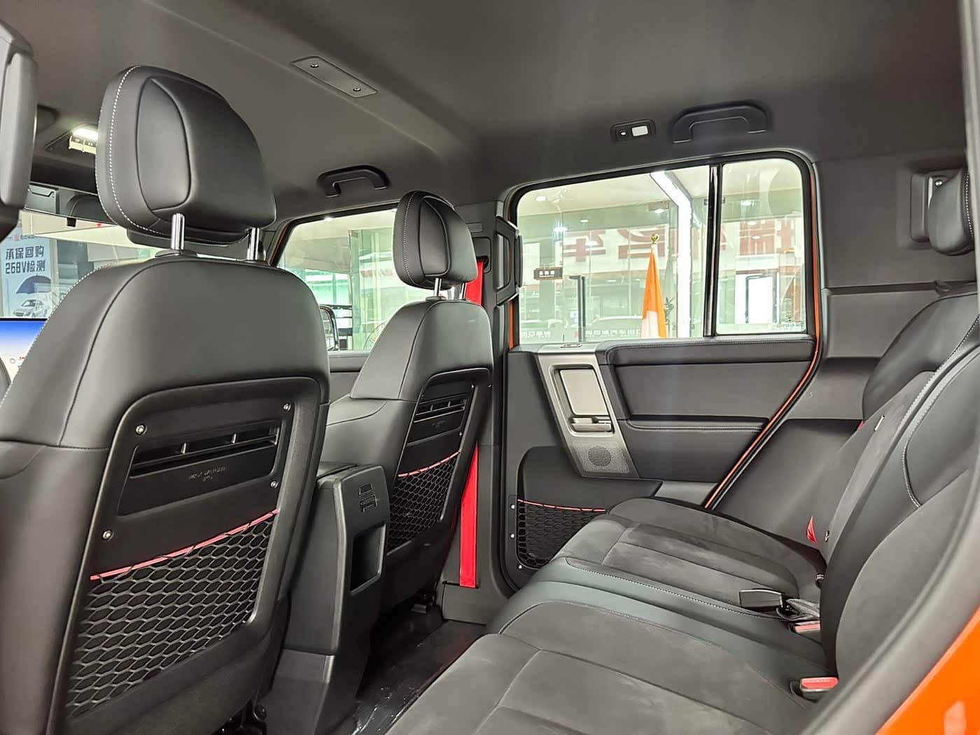 2025 iCar V23 Yellow, 10,000 km, China export – photo 8