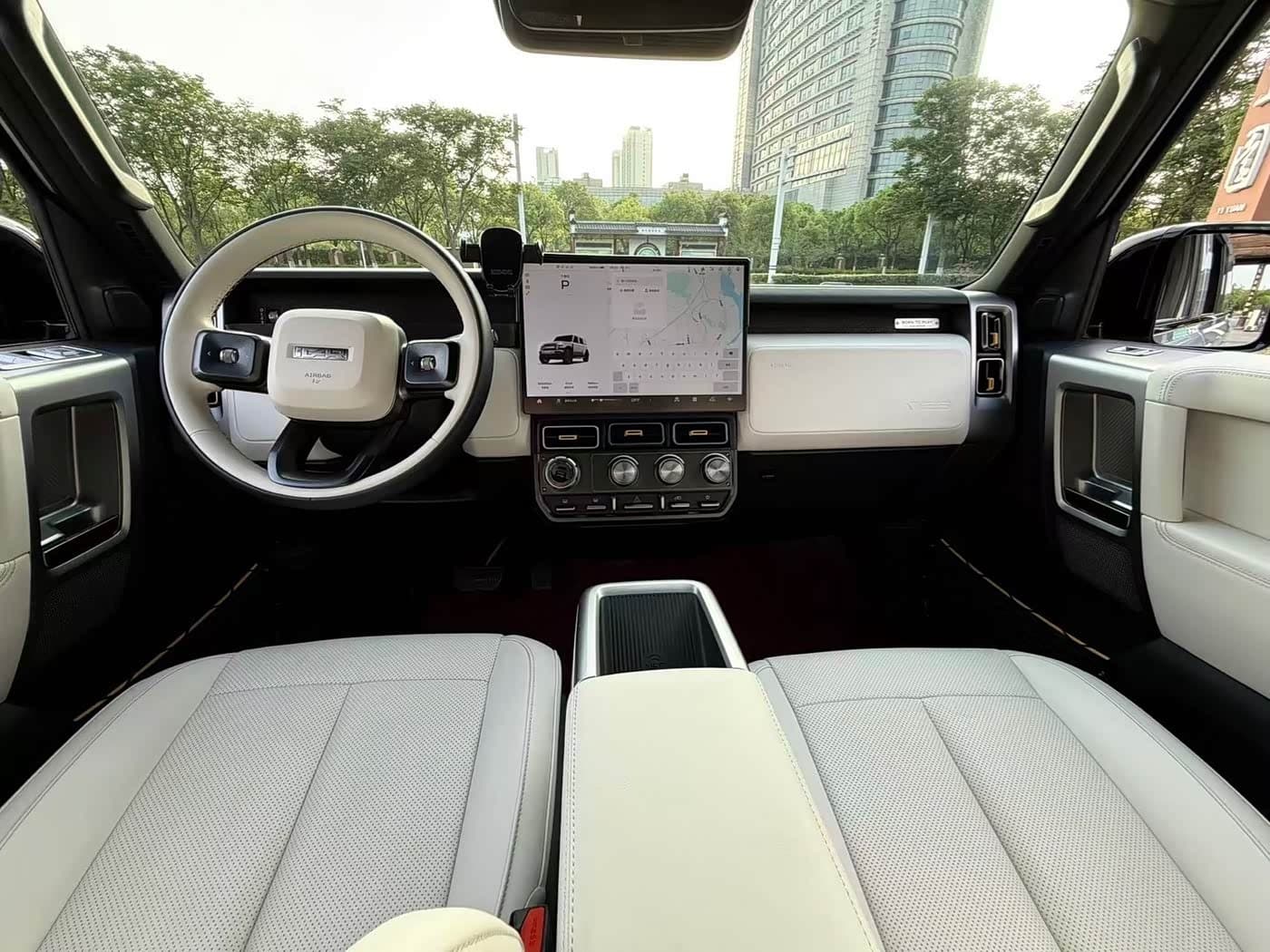 2024 iCar V23 رمادي فضي, 32,400 km, China export – photo 4