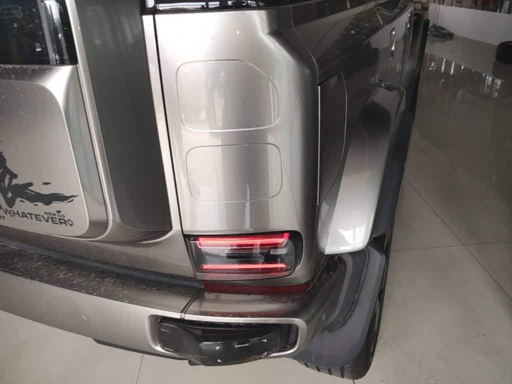 2025 iCar V23 Silbergrau, 25,800 km, China export – photo 8