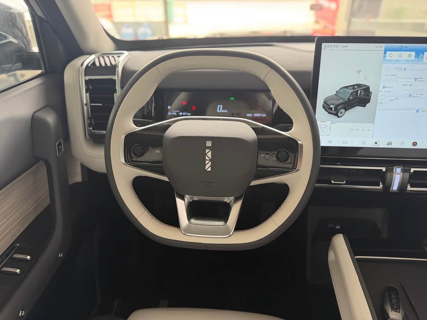 2024 iCar 03 Green, 28,000 km, China export – photo 9