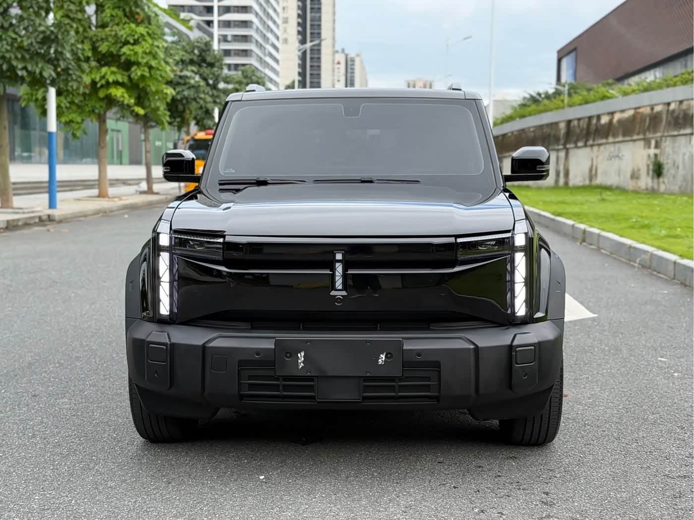 2024 iCar 03 Black, 79,800 km, China export – photo 2