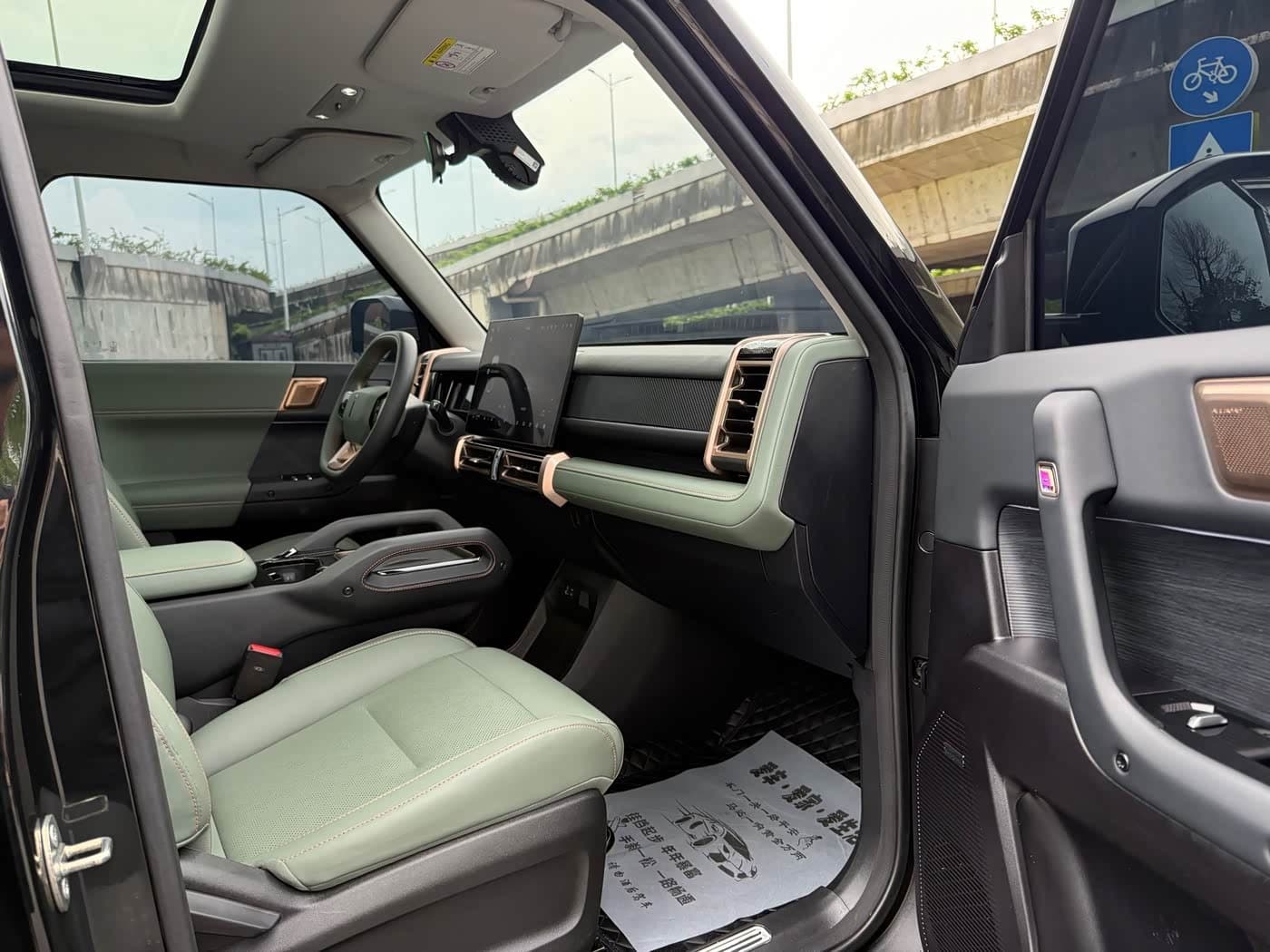 2024 iCar 03 Black, 79,800 km, China export – photo 14