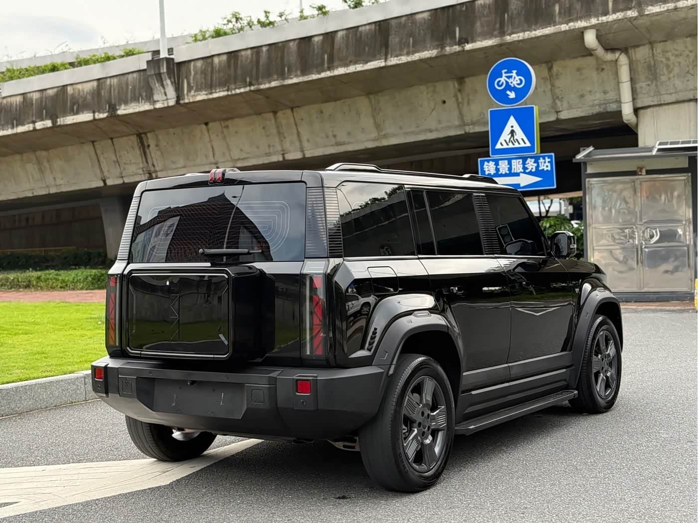 2024 iCar 03 Black, 79,800 km, China export – photo 4