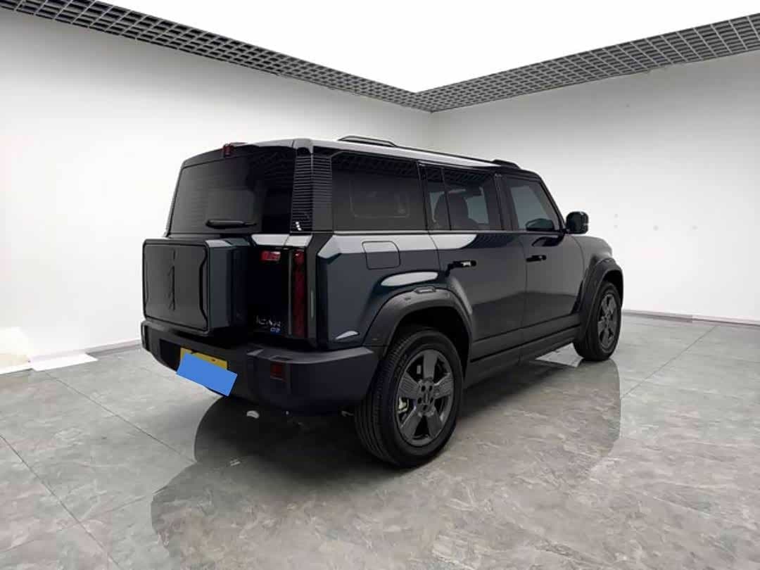 2024 iCar 03 Black, 29,900 km, China export – photo 6