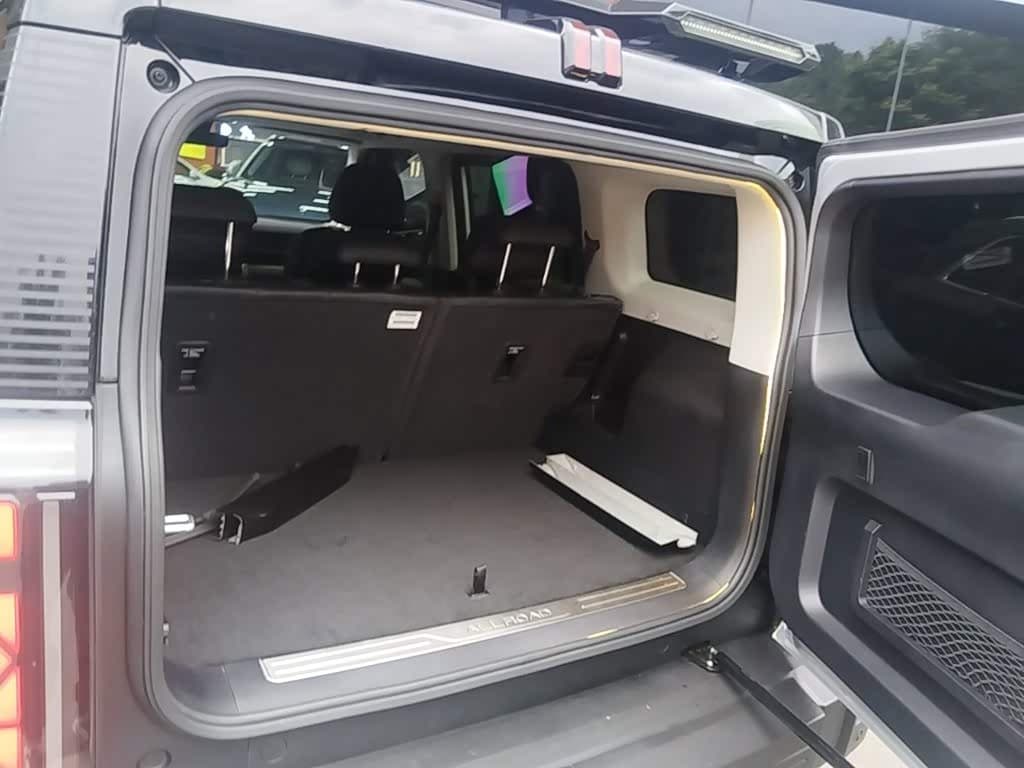 2024 iCar 03 Silbergrau, 47,900 km, China export – photo 19