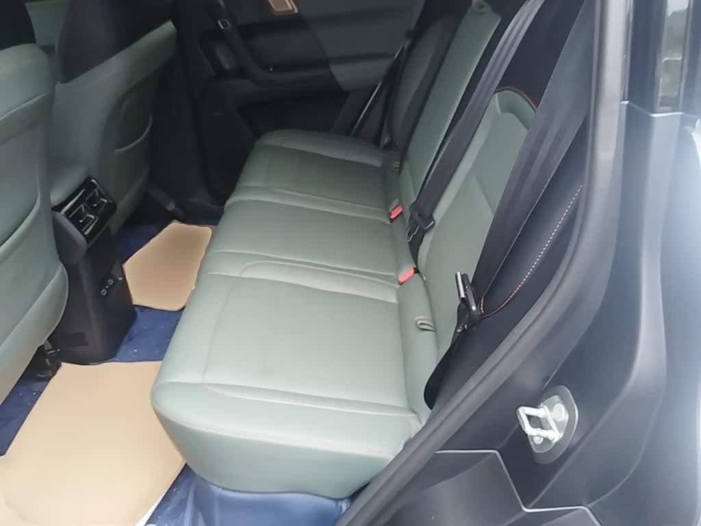 2024 iCar 03 Silbergrau, 47,900 km, China export – photo 17