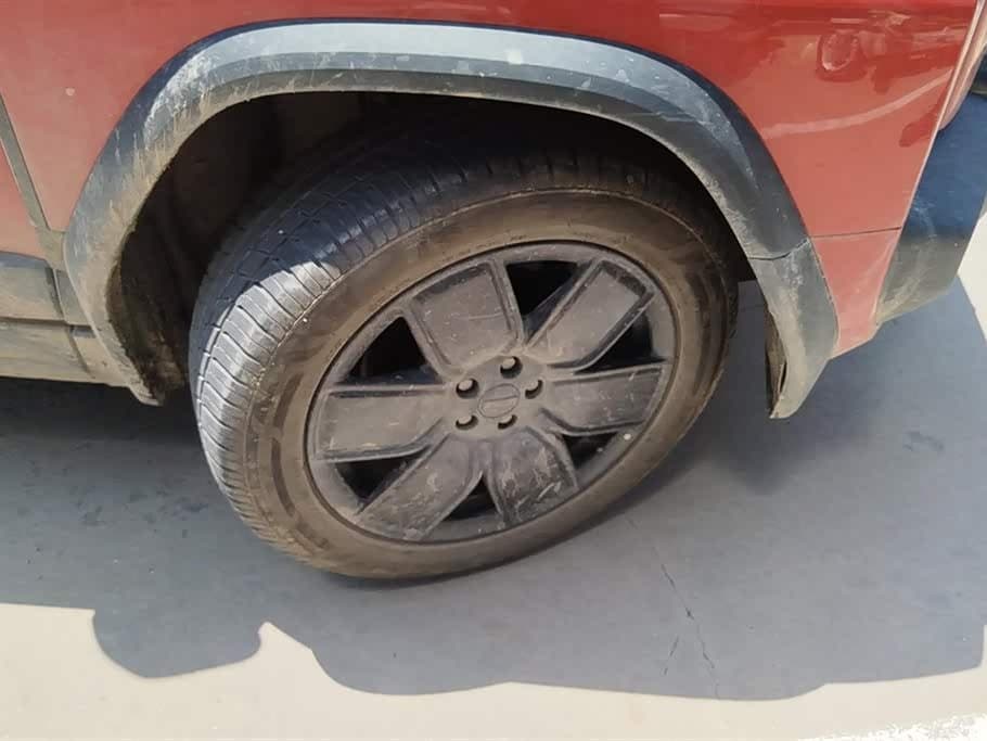 2024 iCar 03T Red, 35,700 km, China export – photo 6