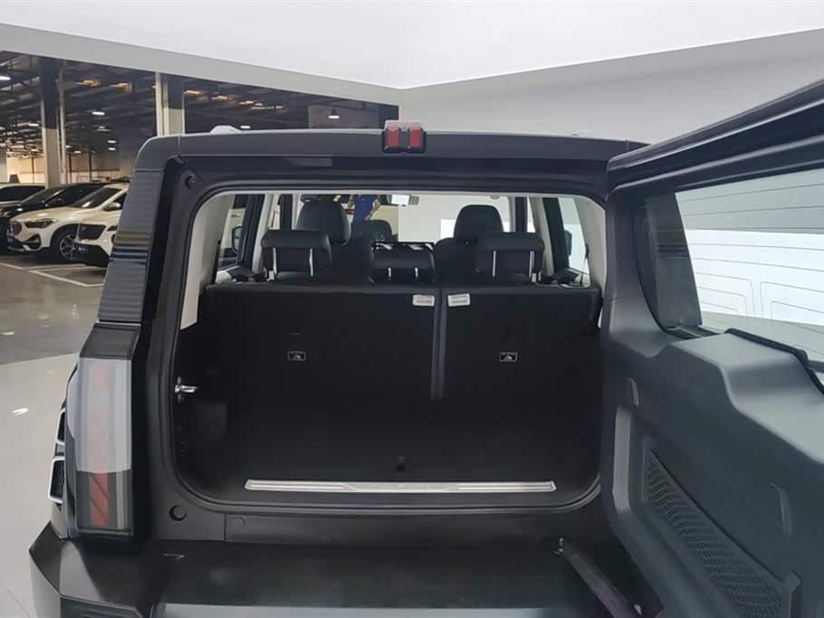 2024 iCar 03 Green, 26,100 km, China export – photo 4
