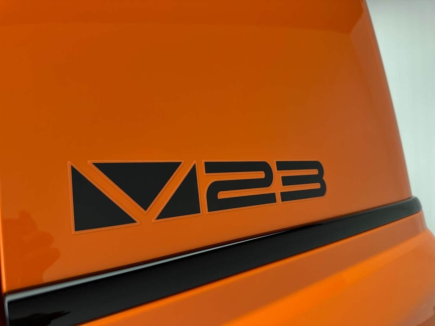 2025 iCar V23 Yellow, 26,700 km, China export – photo 13