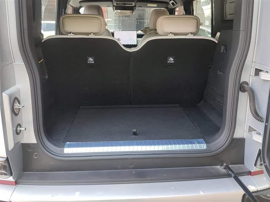 2025 iCar V23 Gris Argenté, 20,200 km, China export – photo 4