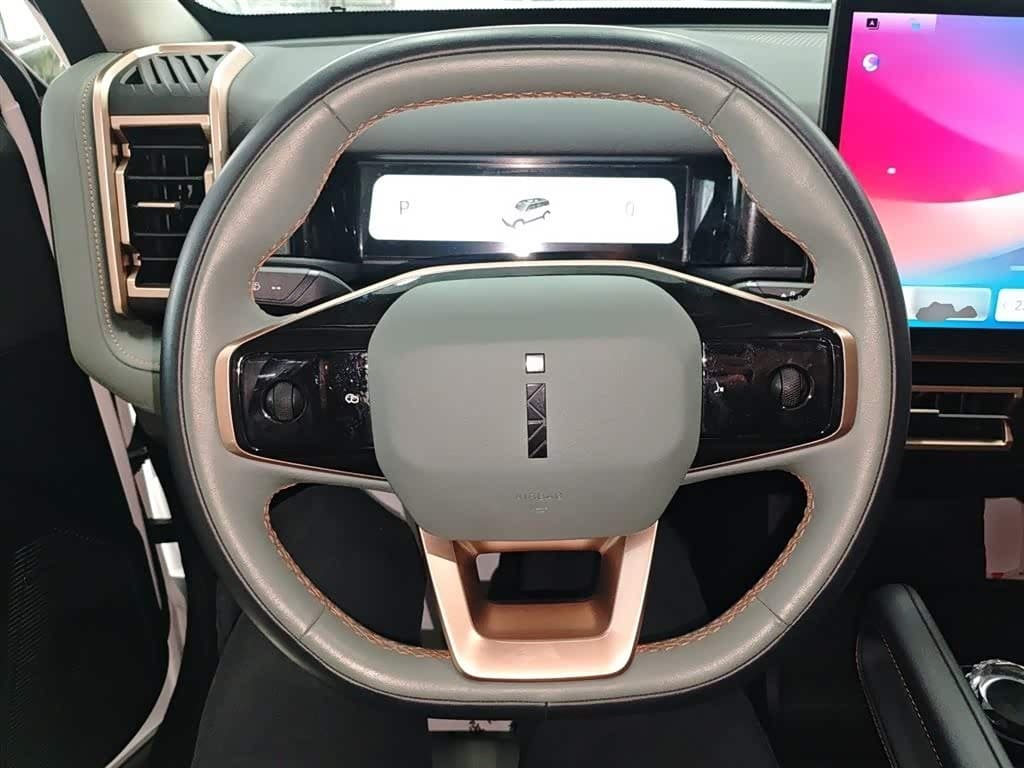 2024 iCar 03 White, 16,400 km, China export – photo 7