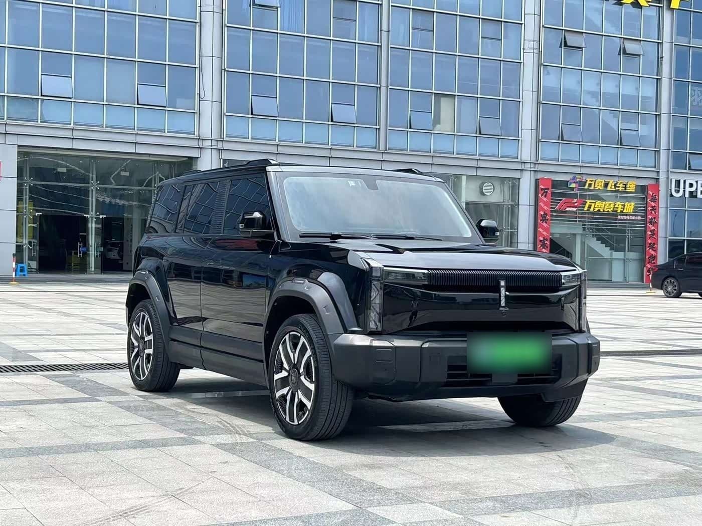 2024 iCar 03 Black, 60,000 km, China export – photo 3