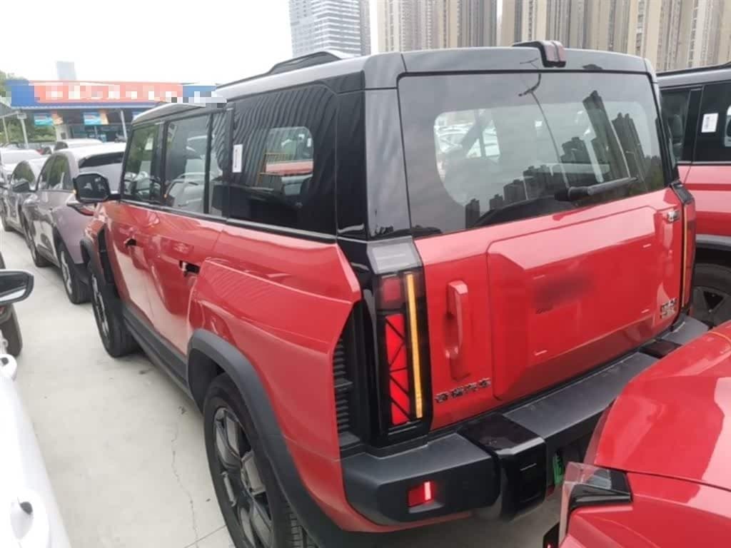 2024 iCar 03T Red, 3,500 km, China export – photo 5