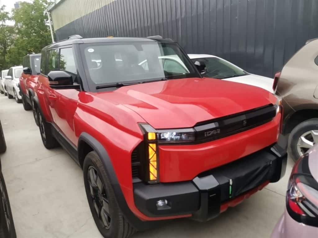 2024 iCar 03T Red, 3,500 km, China export – photo 4