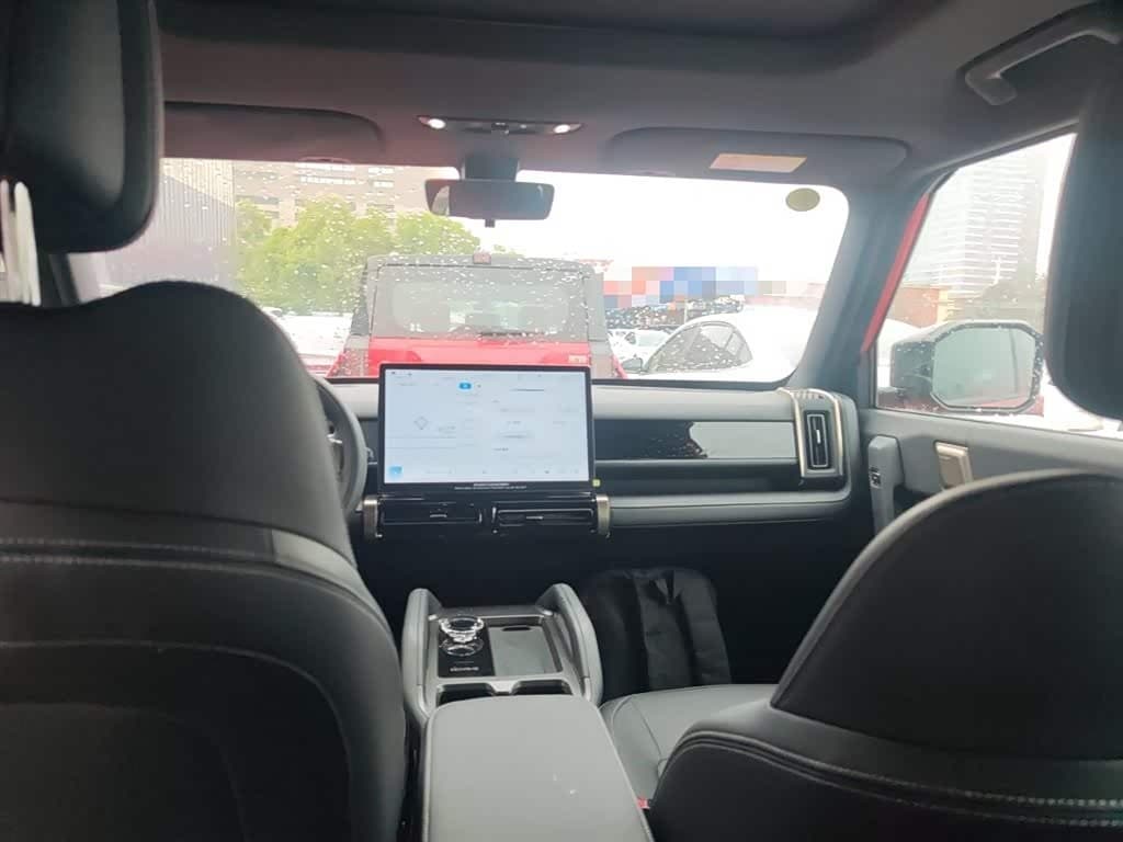 2024 iCar 03T Red, 3,500 km, China export – photo 18