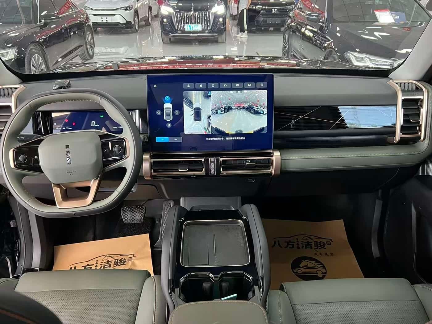 2024 iCar 03 Black, 20,000 km, China export – photo 5
