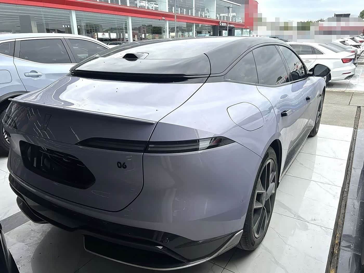 2025 Avatr 06 Red, 4,000 km, China export – photo 8