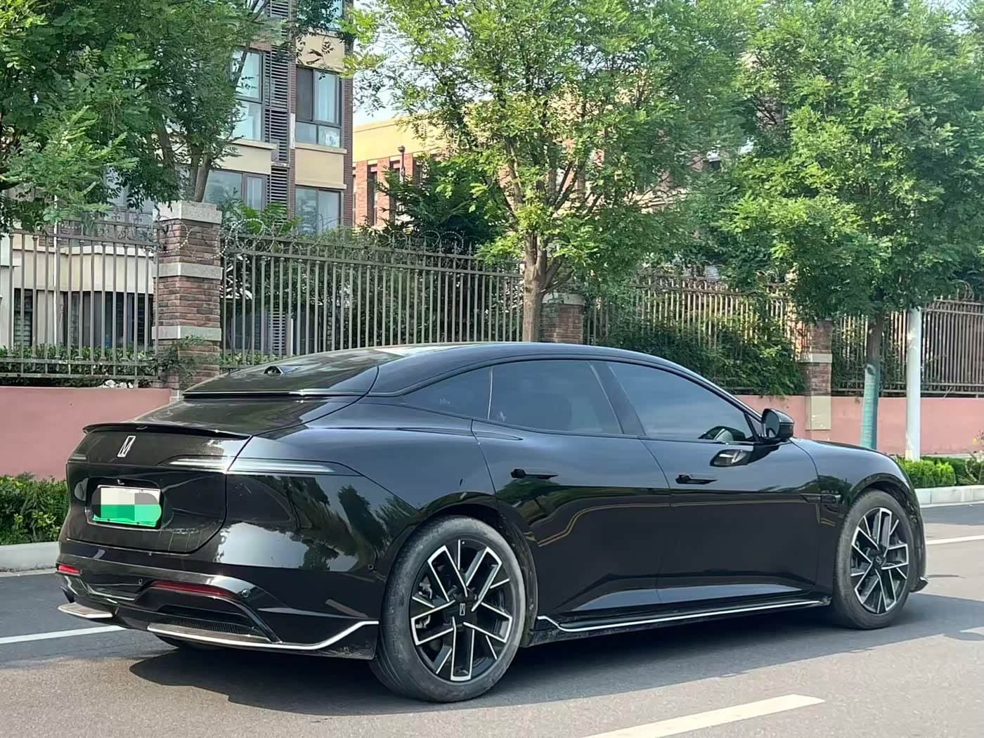 2025 Avatr 06 Black, 8,000 km, China export – photo 9