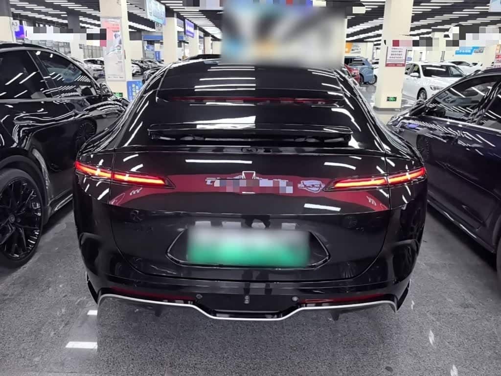 2025 Avatr 12 Black, 8,300 km, China export – photo 6