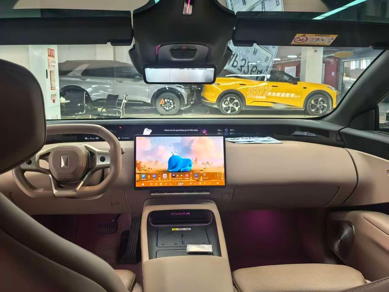 2025 Avatr 12 Black, 5,000 km, China export – photo 10