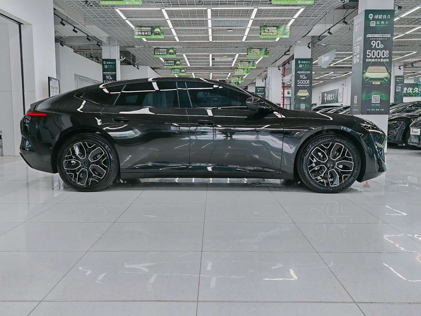 2026 Avatr 12 Black, 6,400 km, China export – photo 5