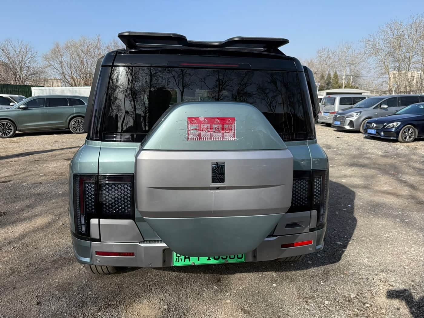 2024 Yangwang U8 Green, 20,000 km, China export – photo 14