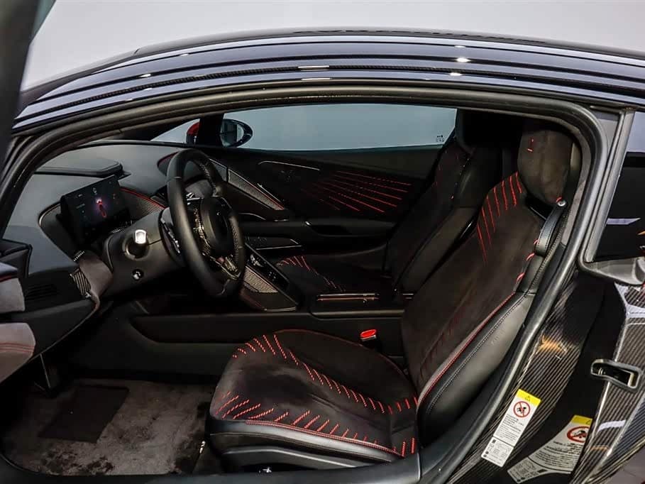 2024 Yangwang U9 Red, 38,600 km, China export – photo 9