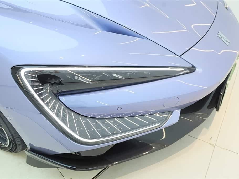2024 Yangwang U9 رمادي فضي, 1,000 km, China export – photo 12