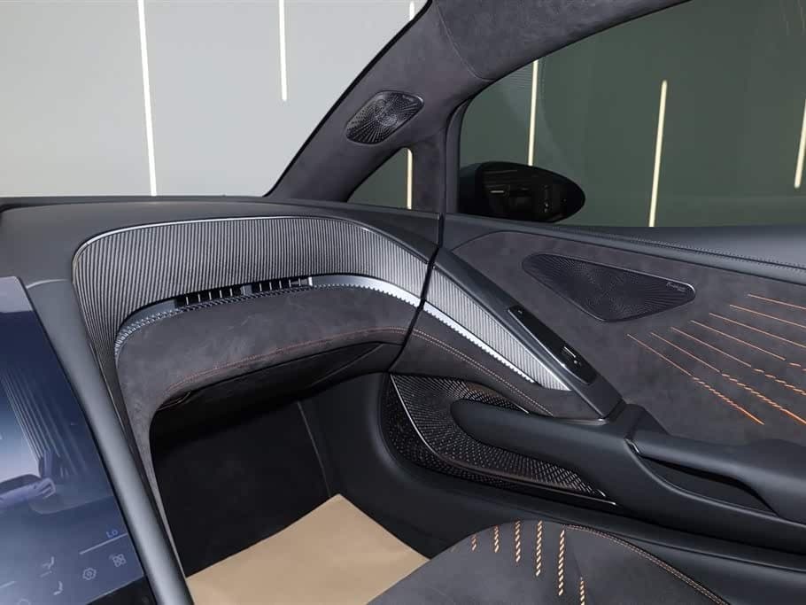 2024 Yangwang U9 رمادي فضي, 1,000 km, China export – photo 19