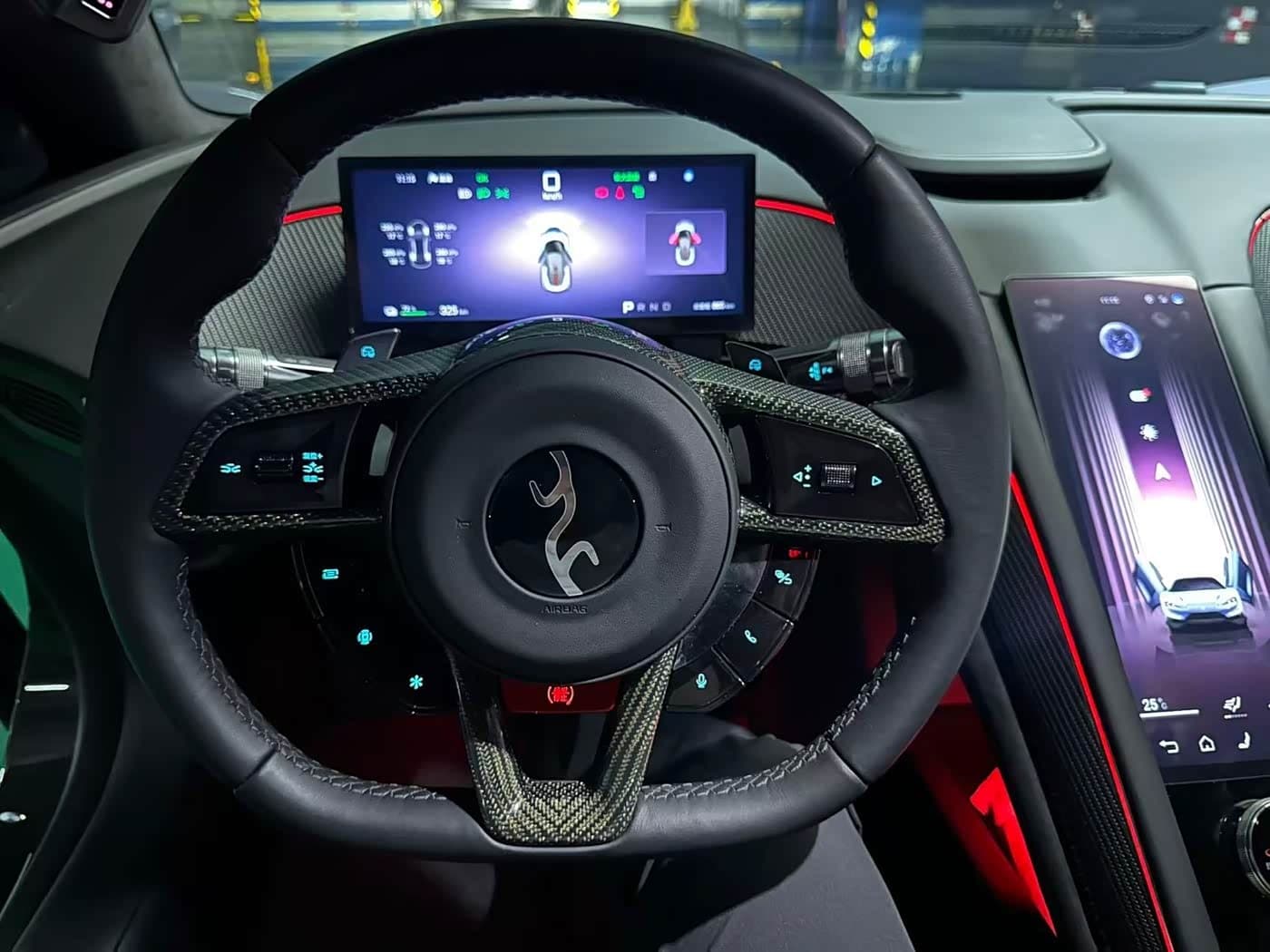 2024 Yangwang U9 رمادي فضي, 1,000 km, China export – photo 1