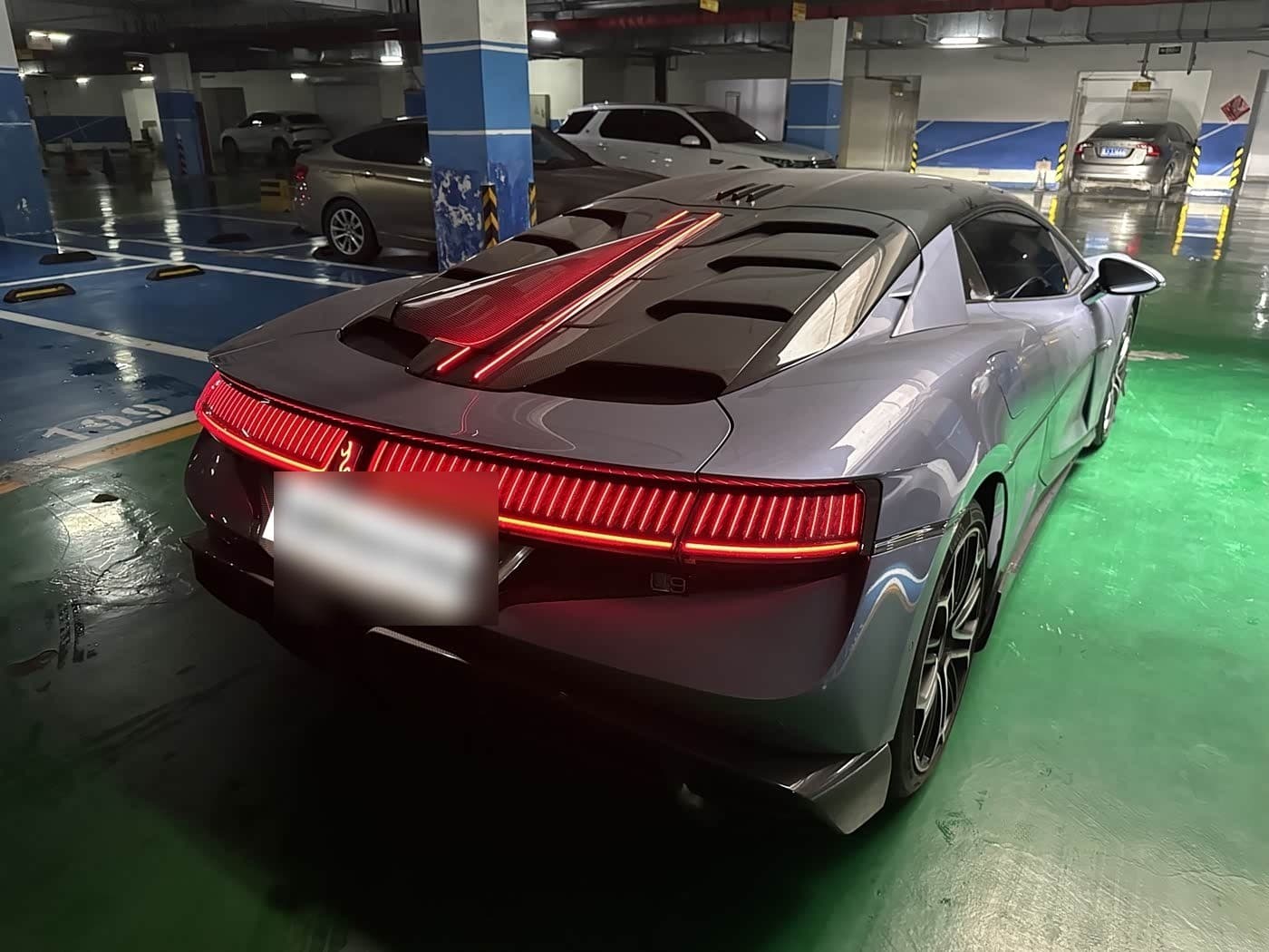 2024 Yangwang U9 رمادي فضي, 1,000 km, China export – photo 8