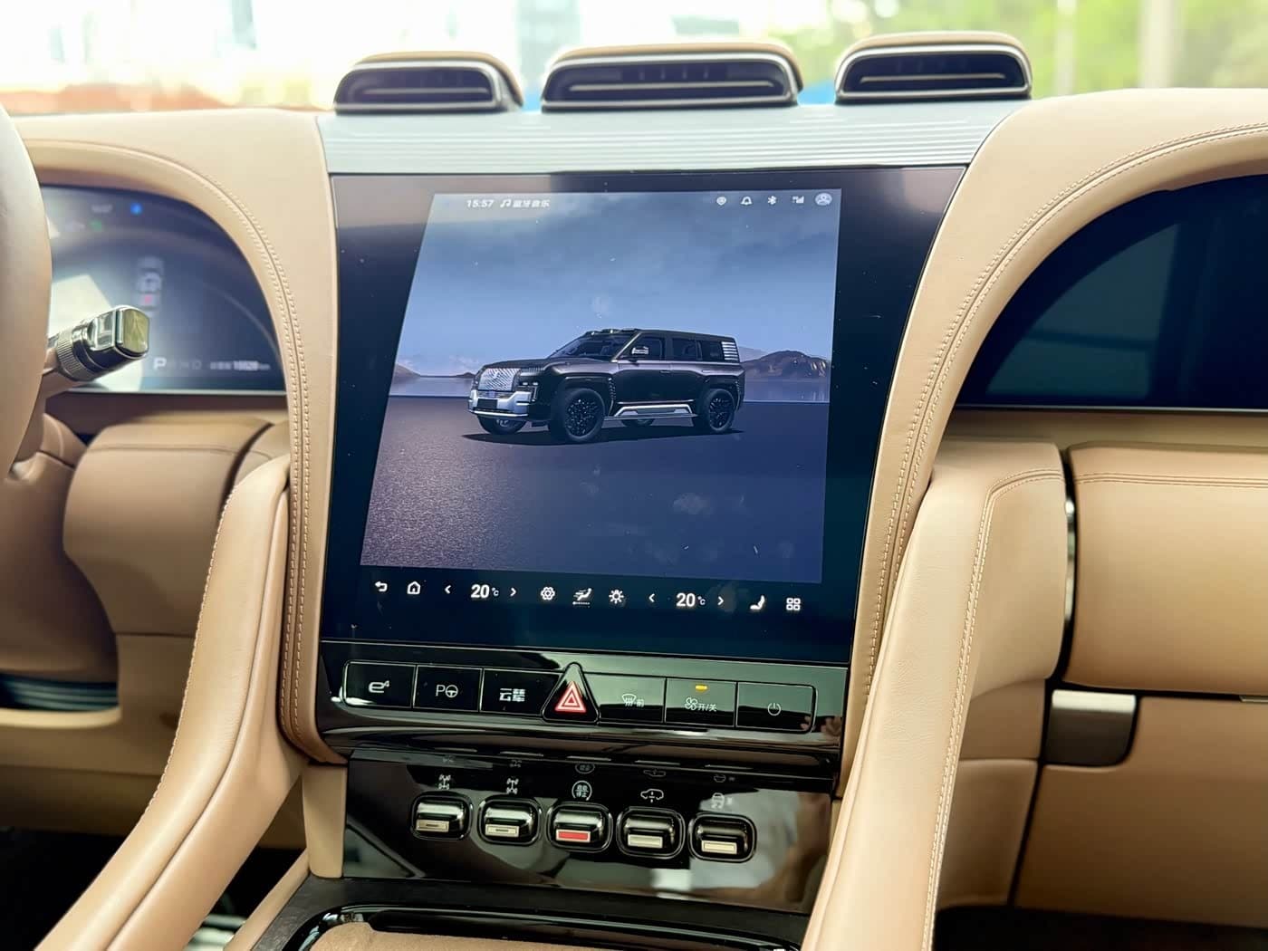 2023 Yangwang U8 Black, 15,000 km, China export – photo 16